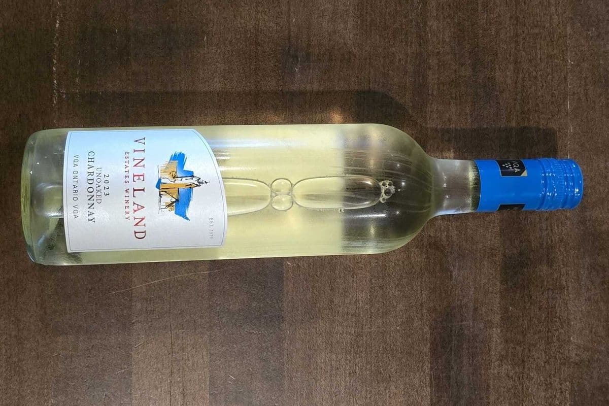 Vineland Estates Unoaked Chardonnay (1 x 750ml)