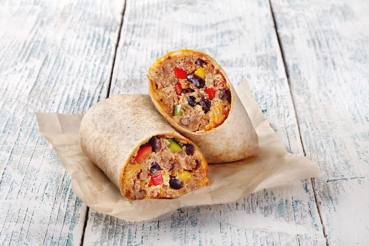 The Morning Muscle Burrito (877 Cal)