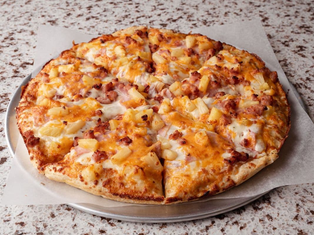 Small Tropical Hawaiian Pizza (10")