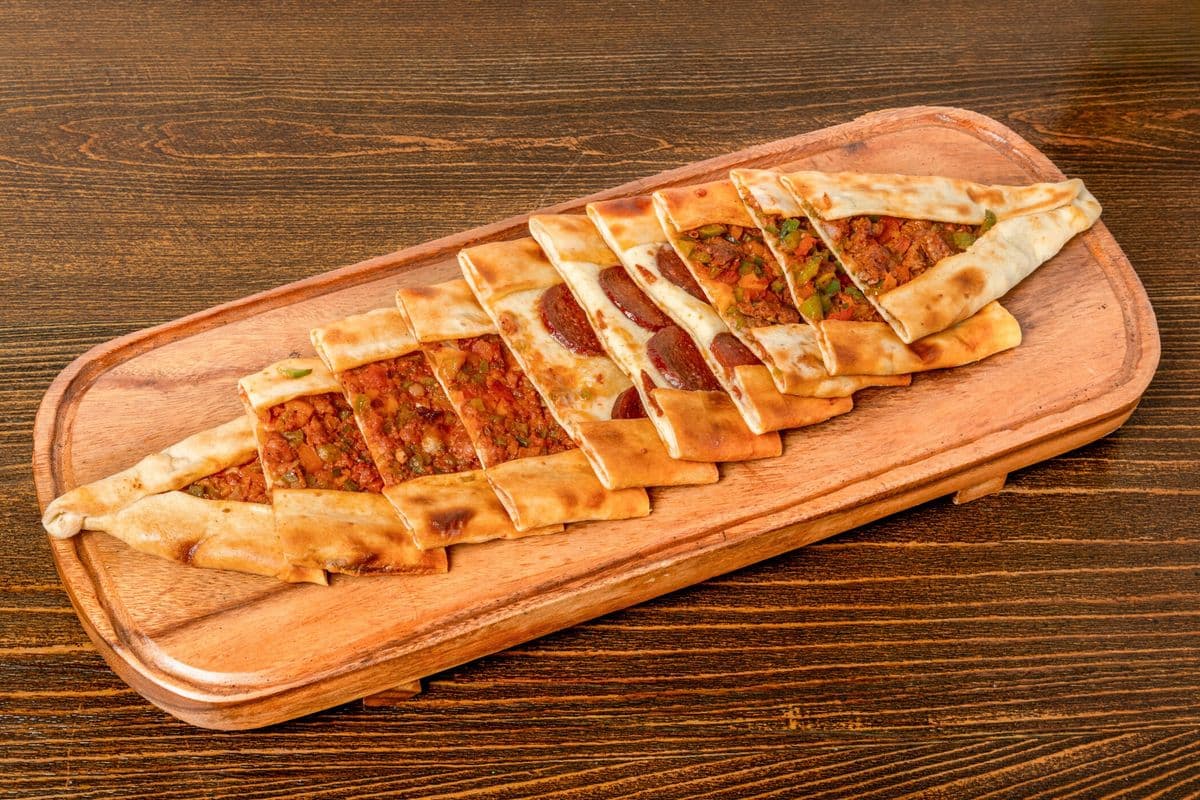 Karişik - Mixed Pide
