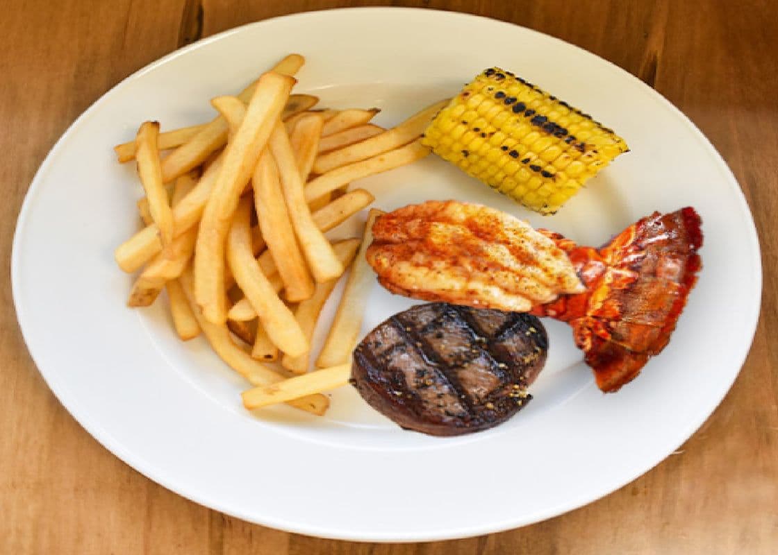 Filet Mignon and Lobster Tail (7 oz) (840 Cal)