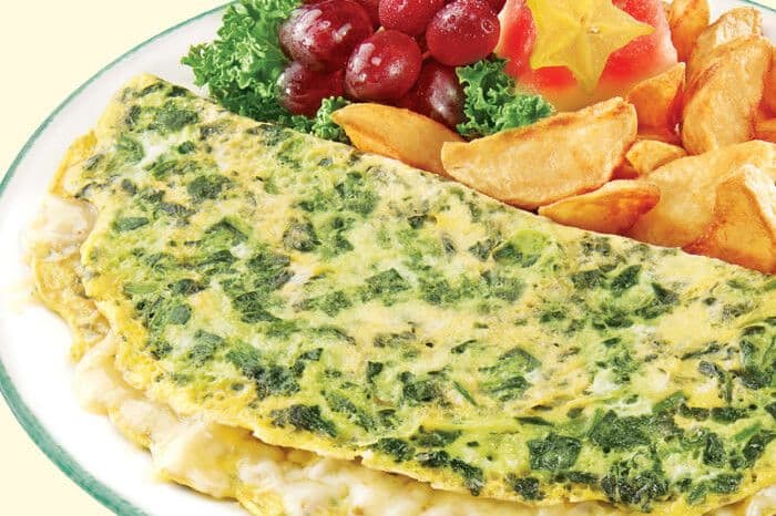Spinach and cheddar omelette