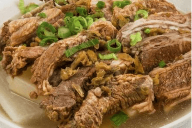 Braised Beef Brisket in Clear Broth 清湯牛坑腩