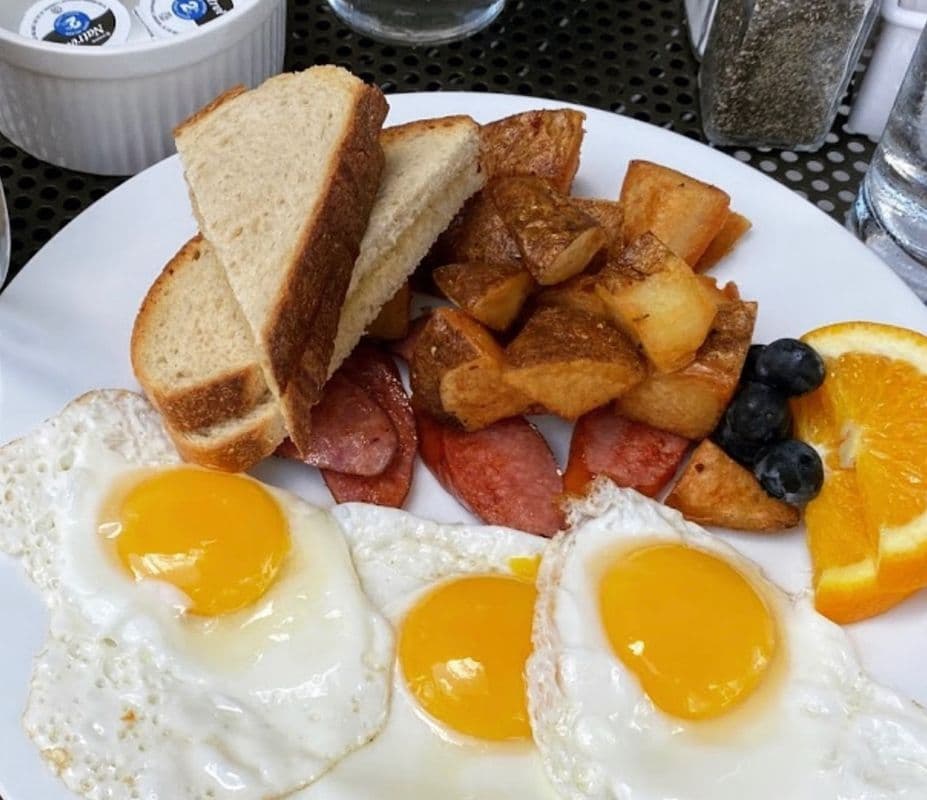 Toast Breakfast with Sausage