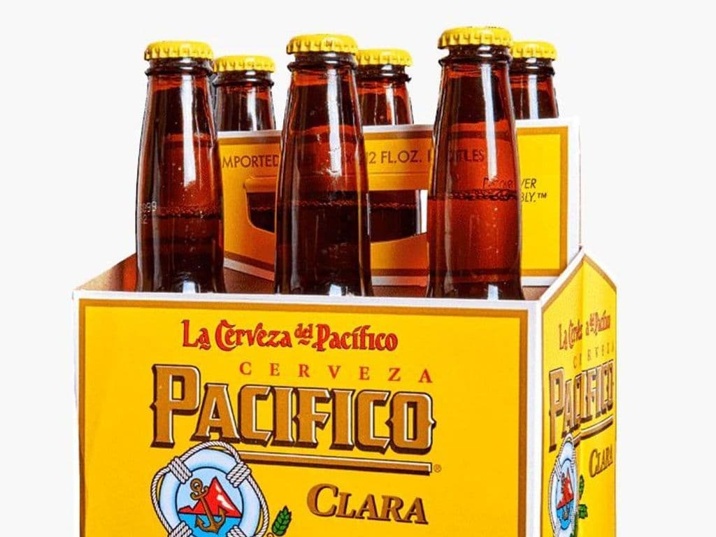 Pacífico Mexican Lager Bottles (355 ml x 6 ct)