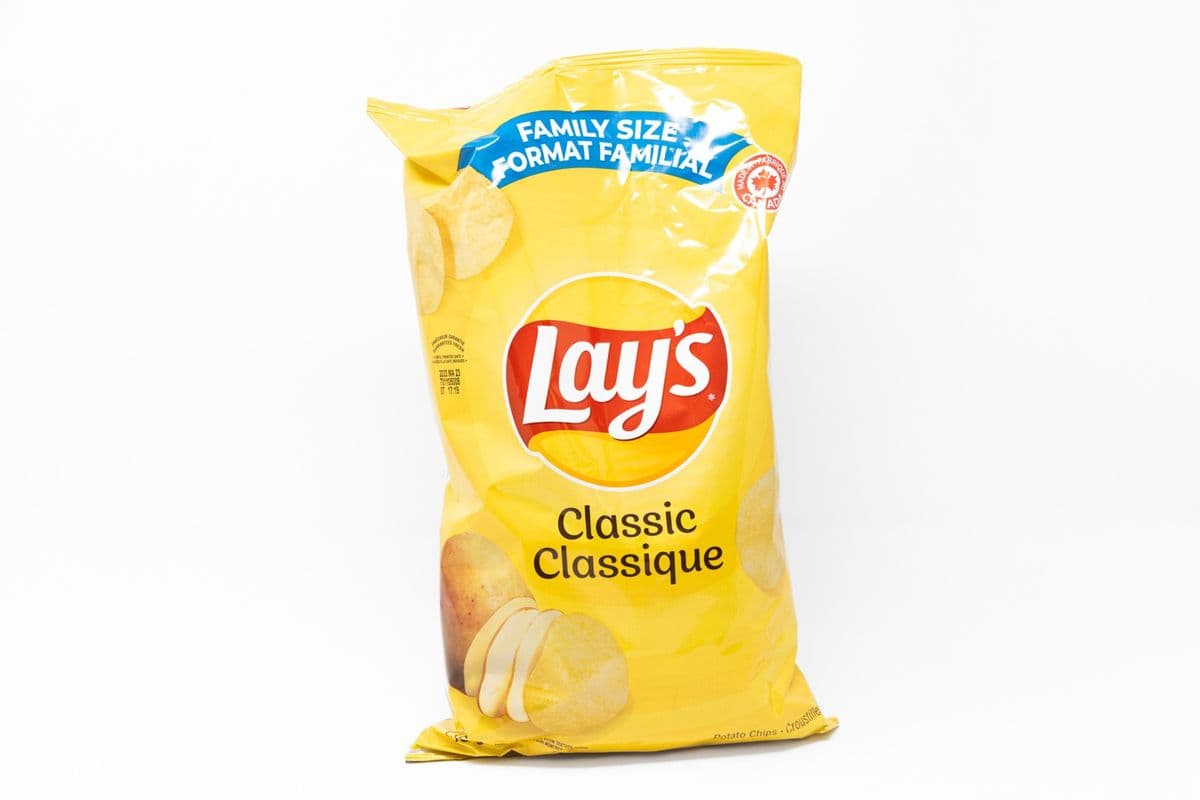 Lays Classic Family Size (235 g)