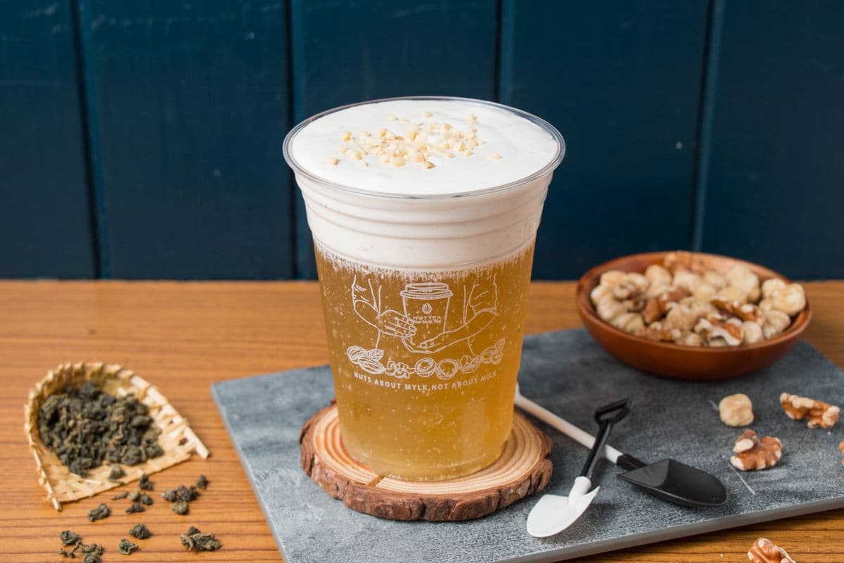Four Season Tea with Nut Cream