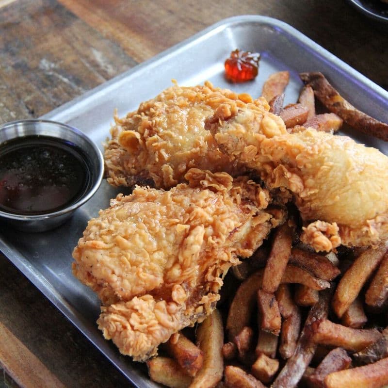 Maple Heat Fried Chicken Dinner / Poulet -Frit Érable Piquant