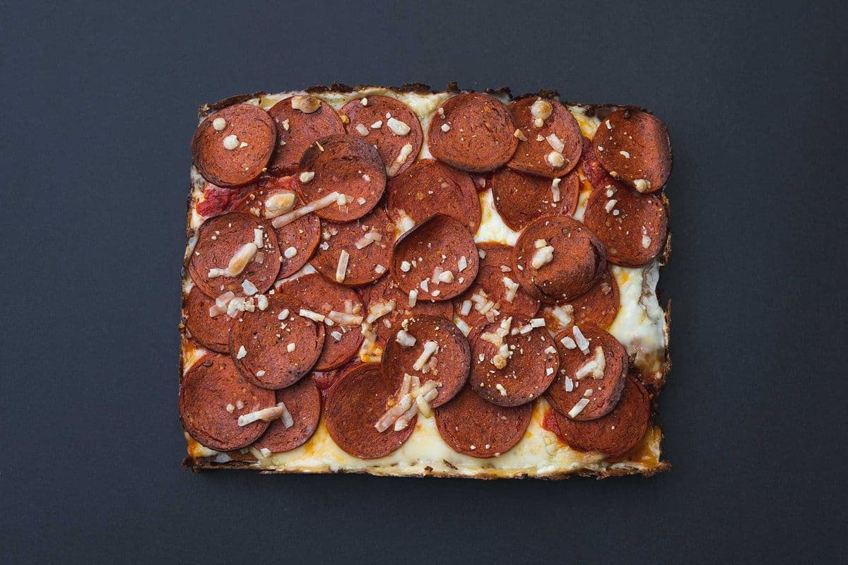Vegan Pepperoni Pizza