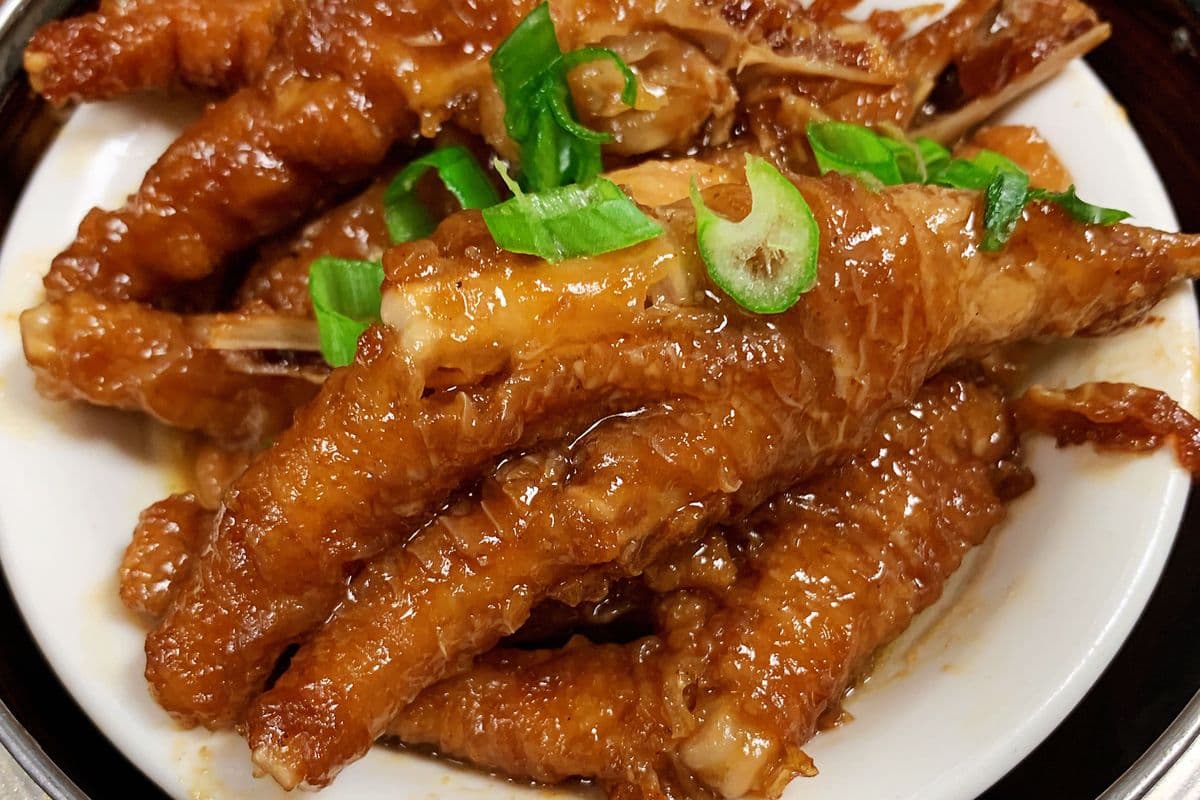 D17. Hot Chicken Feet