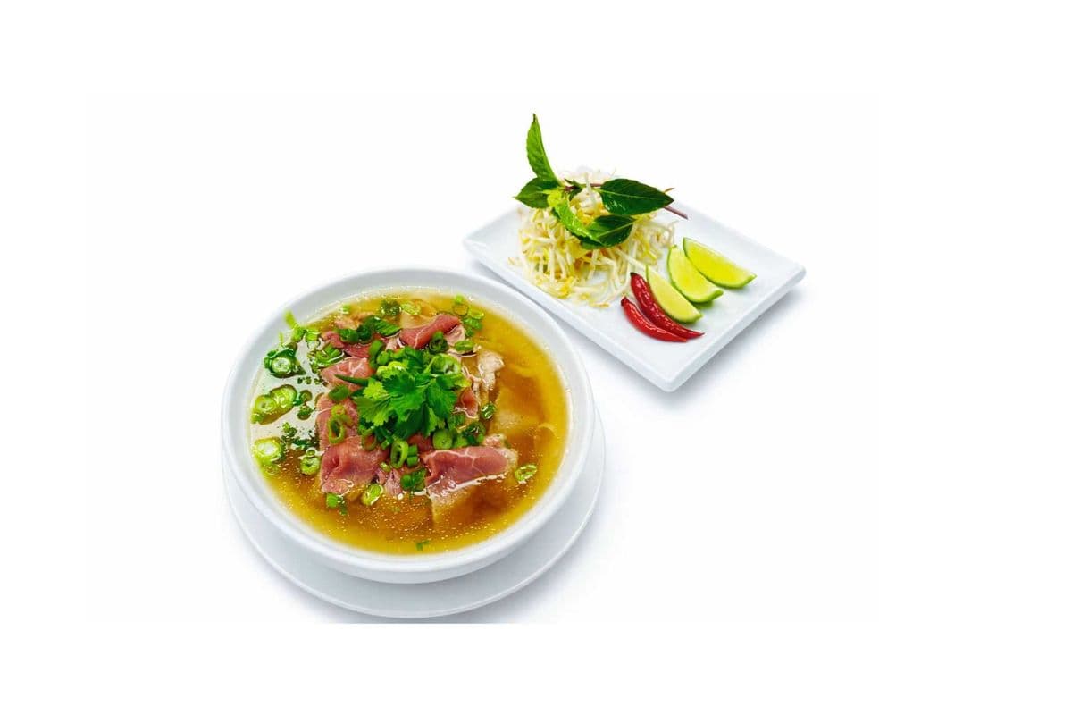 P22. Phở Tái | Rare Beef Pho