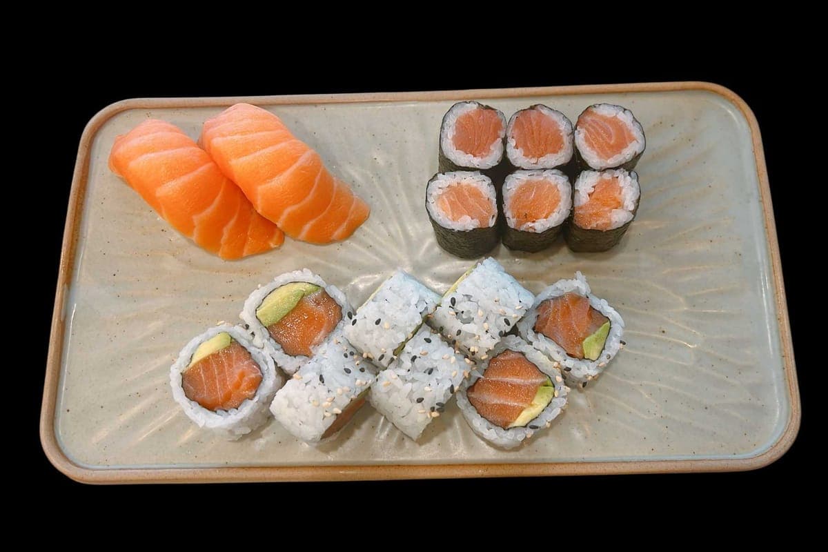 Salmon Lover Combo - 16 pc