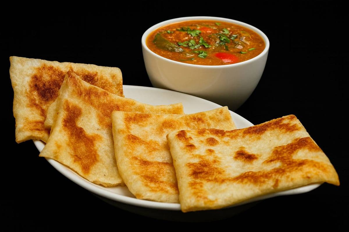 Egg Murtabak & Thanjai Salna / Murtabak aux Œufs et Salna Thanjai