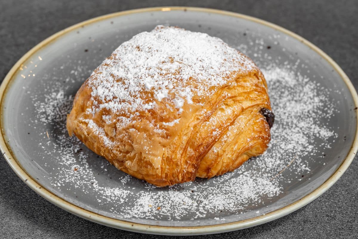 Pain Au Chocolat Croissant
