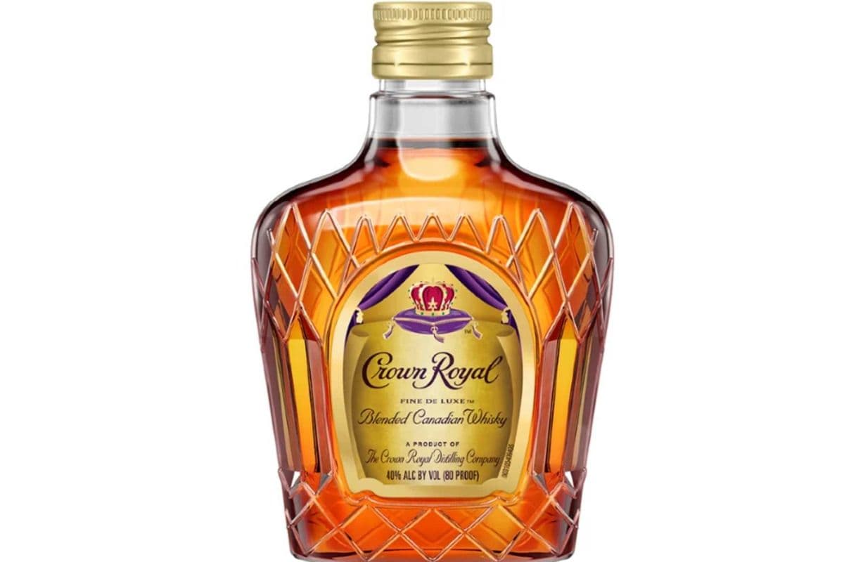 CROWN ROYAL CANADIAN WHISKY (1 x 50ML)