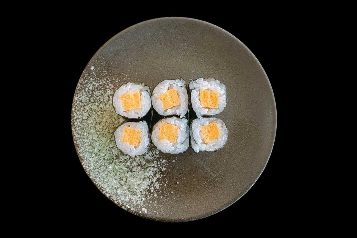 Tamago Maki Roll - 6 pc