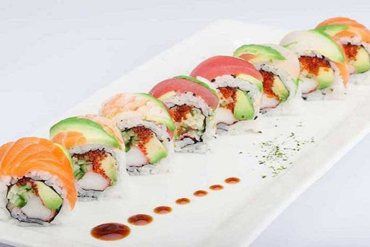 Rainbow Roll (8 pcs)