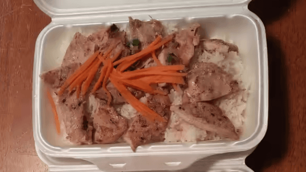 27. Char-Broiled Chicken and Lemongrass on Steamed Rice - Com Ga Nuong Xa