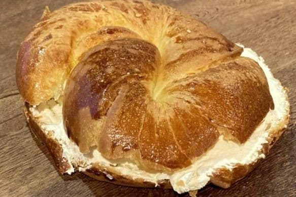 Soft Bagel with Cream Cheese