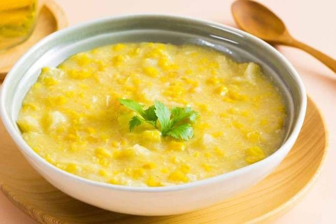 Minced Chicken with Creamy Corn Soup (L) / 雞蓉玉米羹 (大)