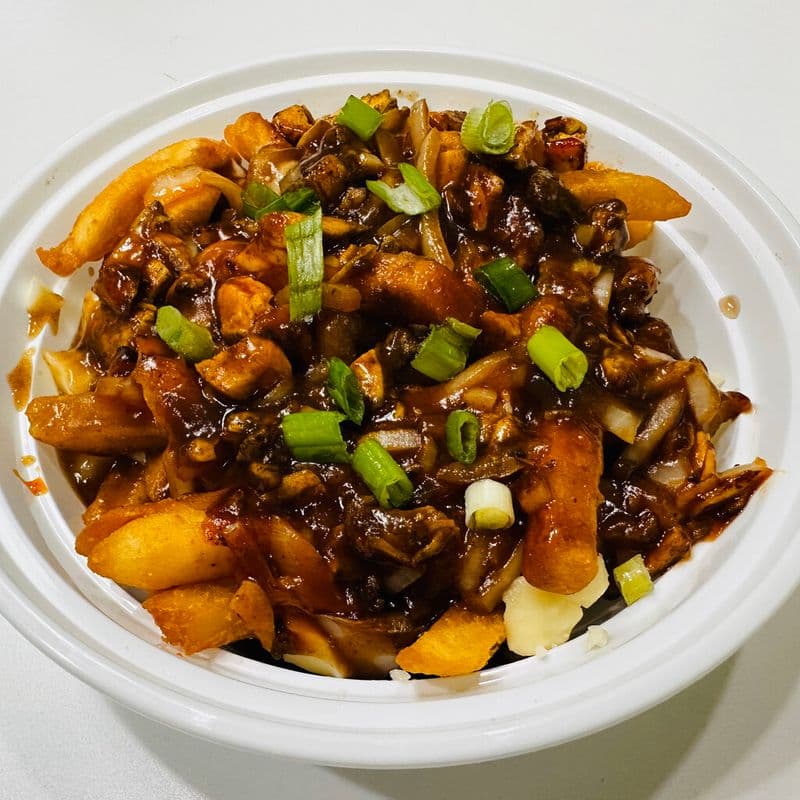 Large BBQ Chicken Poutine