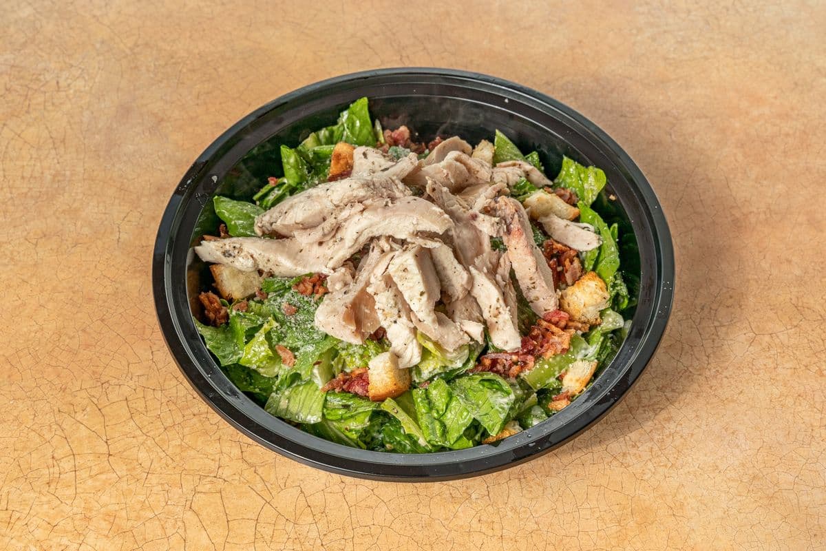 Salade césar au poulet / Chicken Caesar Salad
