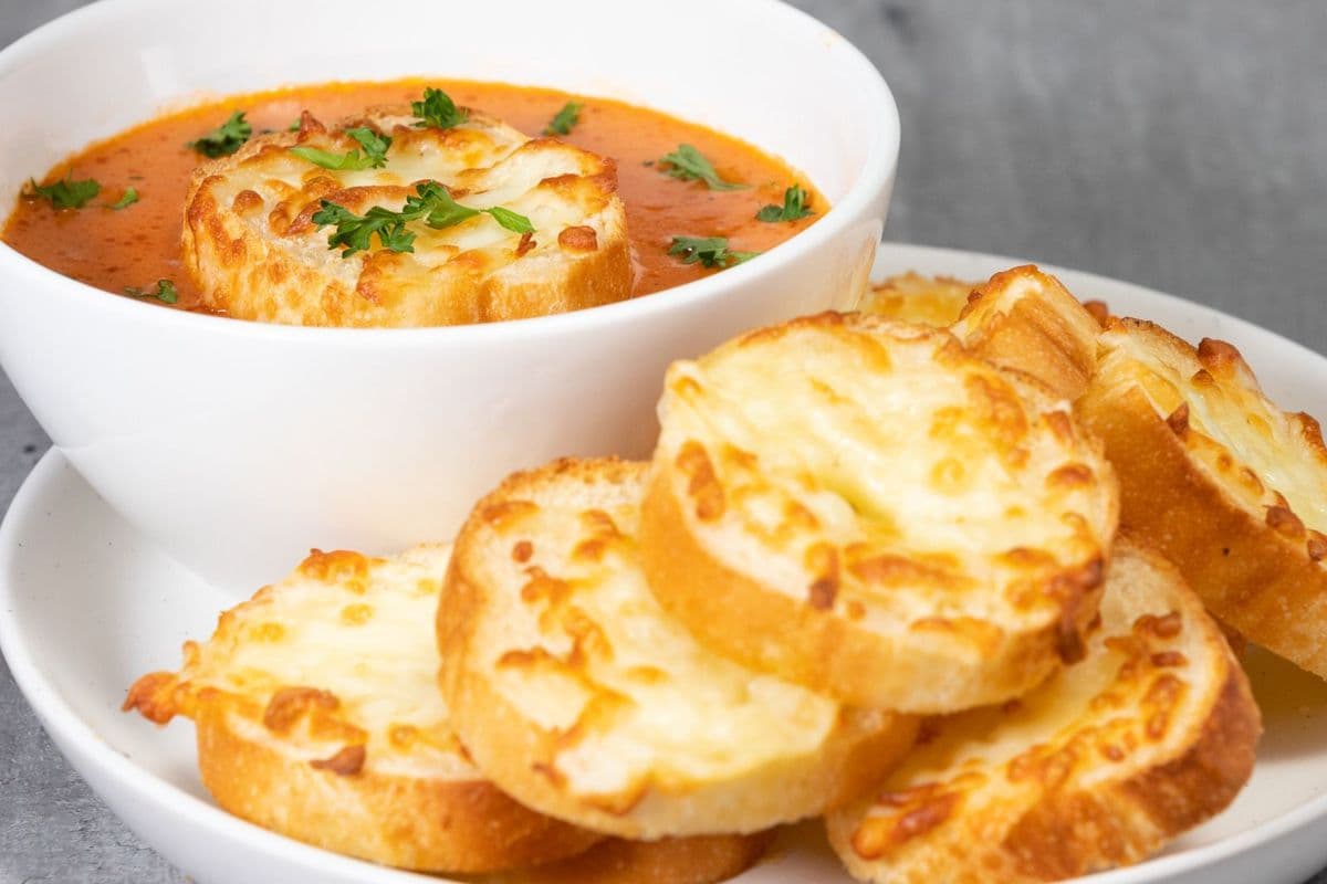 Tomato Bacon Soup