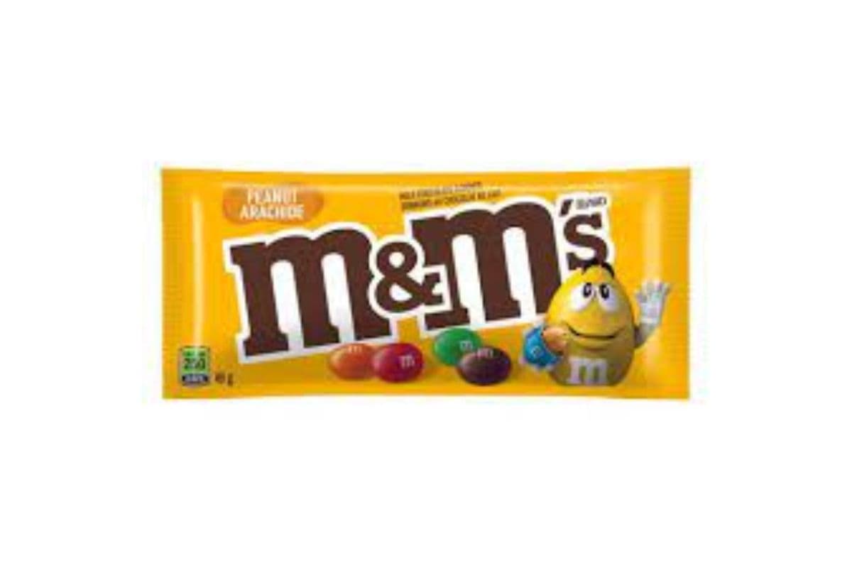 M&M's Peanut Milk Chocolate Candies (49g)