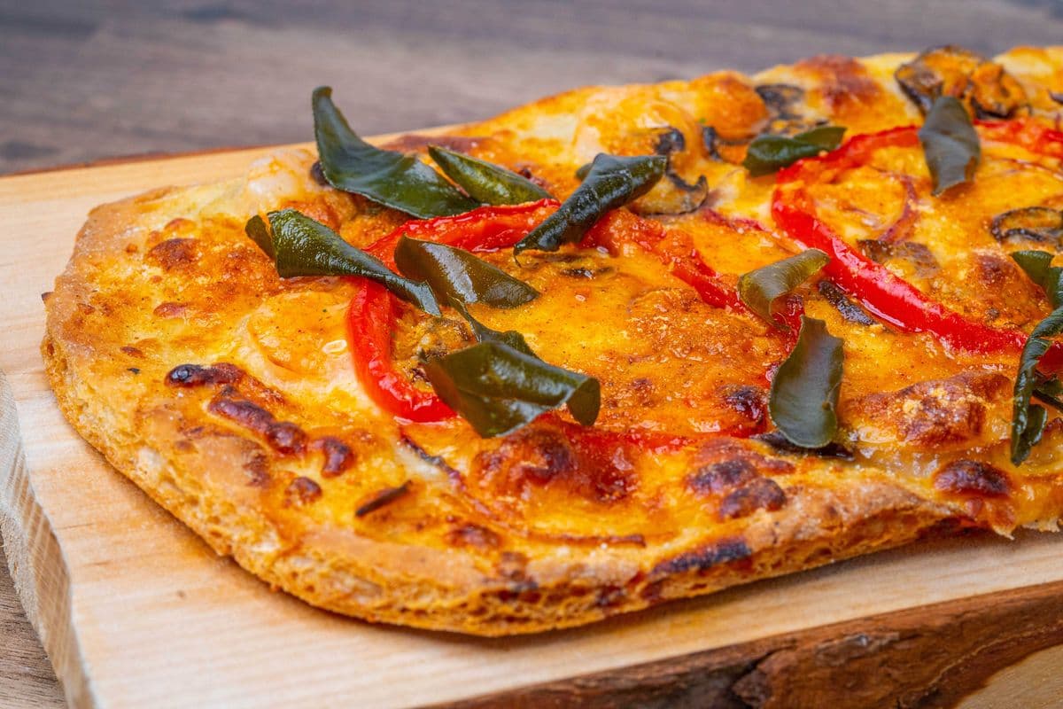 Tom-yum Shrimp Pizza