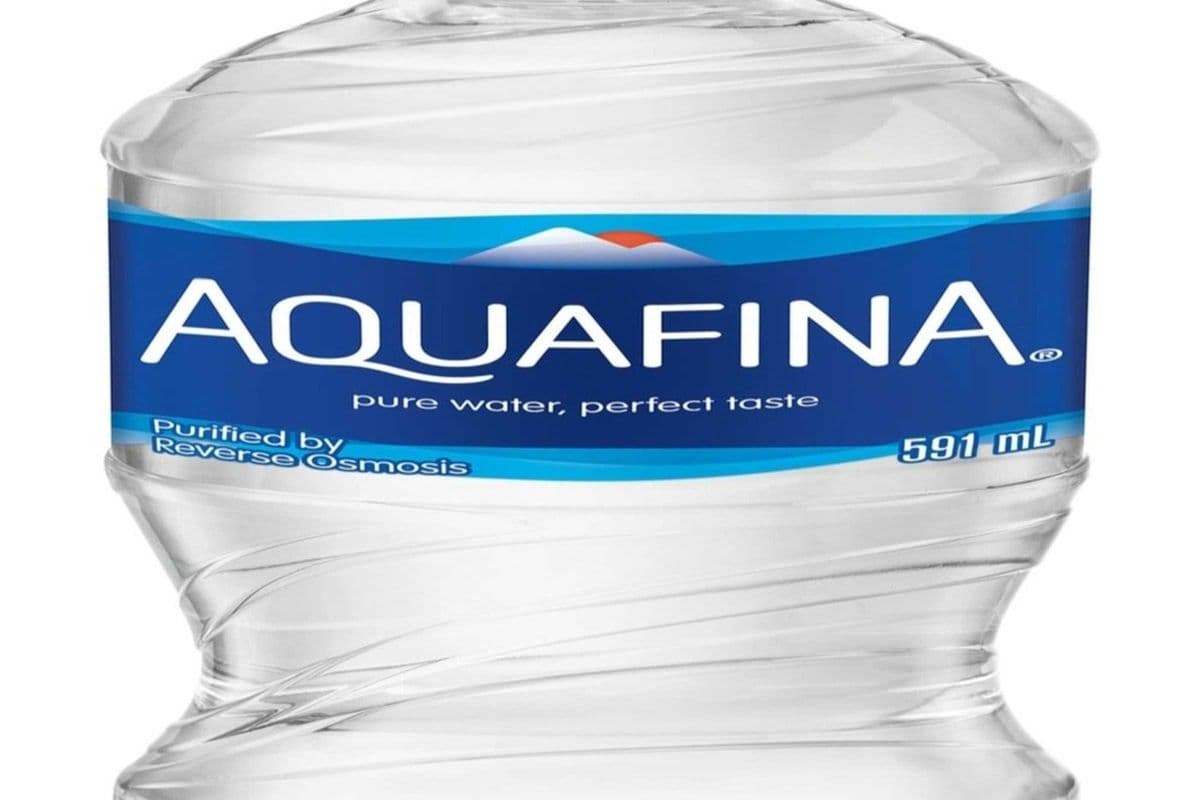 Aqua Fina 591ml Water Bottle / Bouteille d'eau