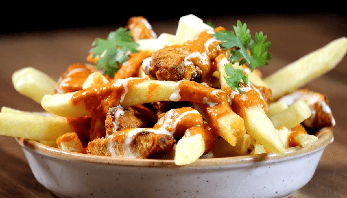 Butter Chicken Poutine