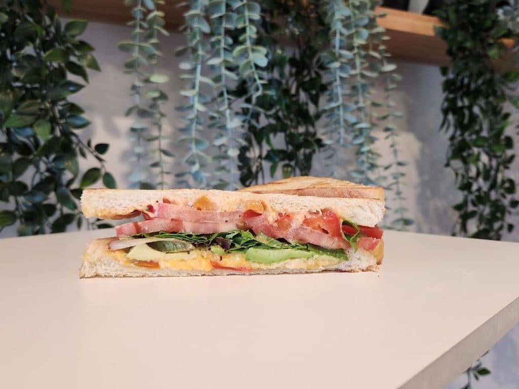 The Californ.I.A MINUS CHICKEN (vegetarian)