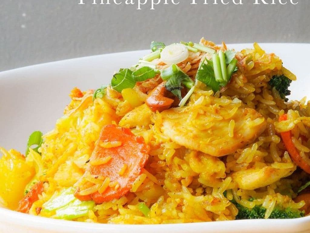 M6. Pineapple Fried Rice