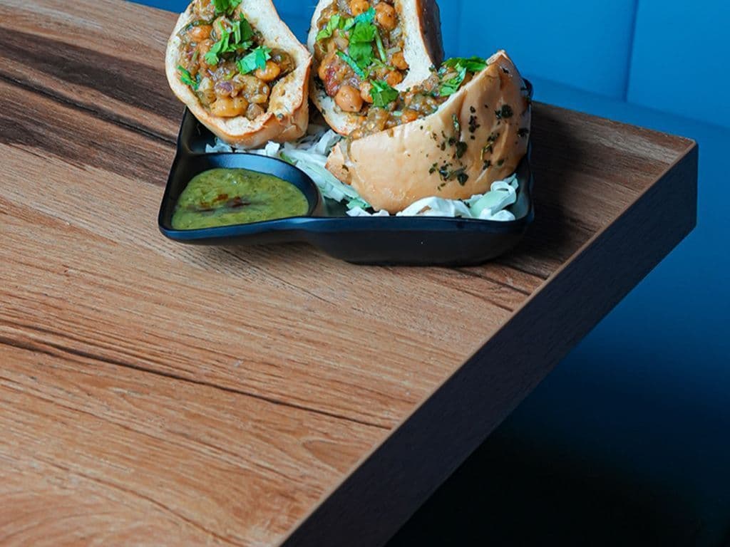 Chole Pocket Kulcha