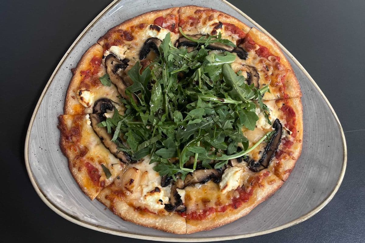 Marinated Mushroom Pizza