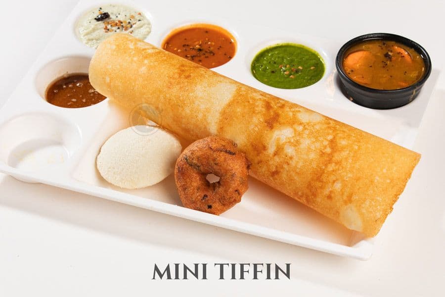 Mini Tiffin (1MD+1idly+1vada)
