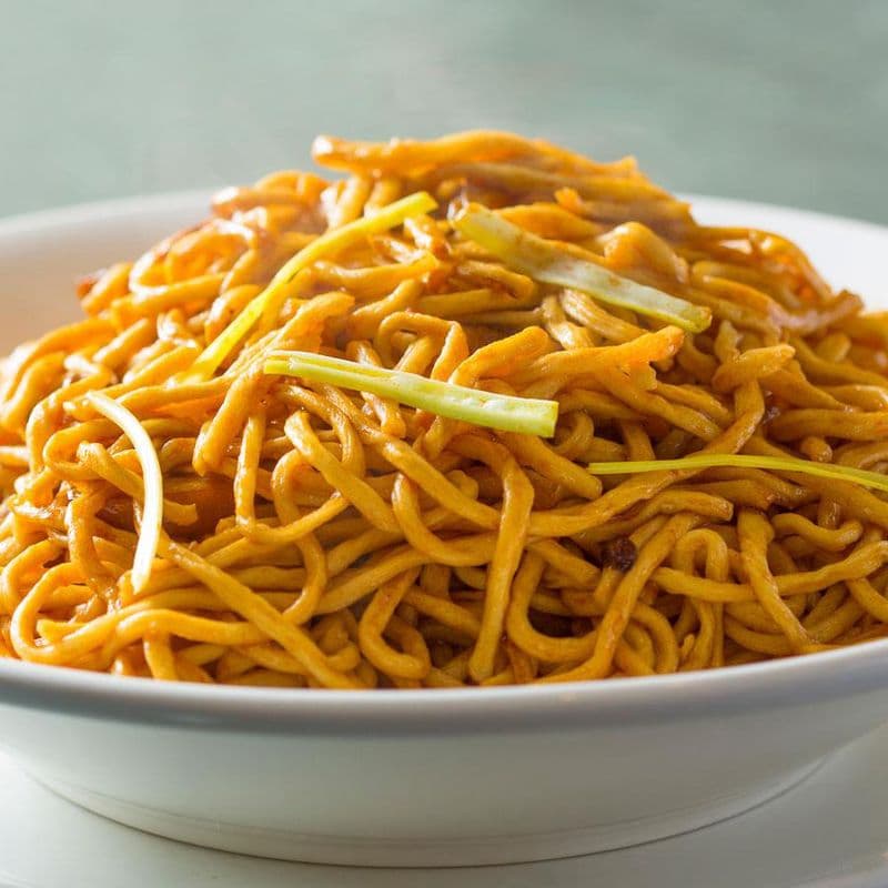 Braised E-Fu Noodle in Abalone Sauce 鮑汁干燒伊麵