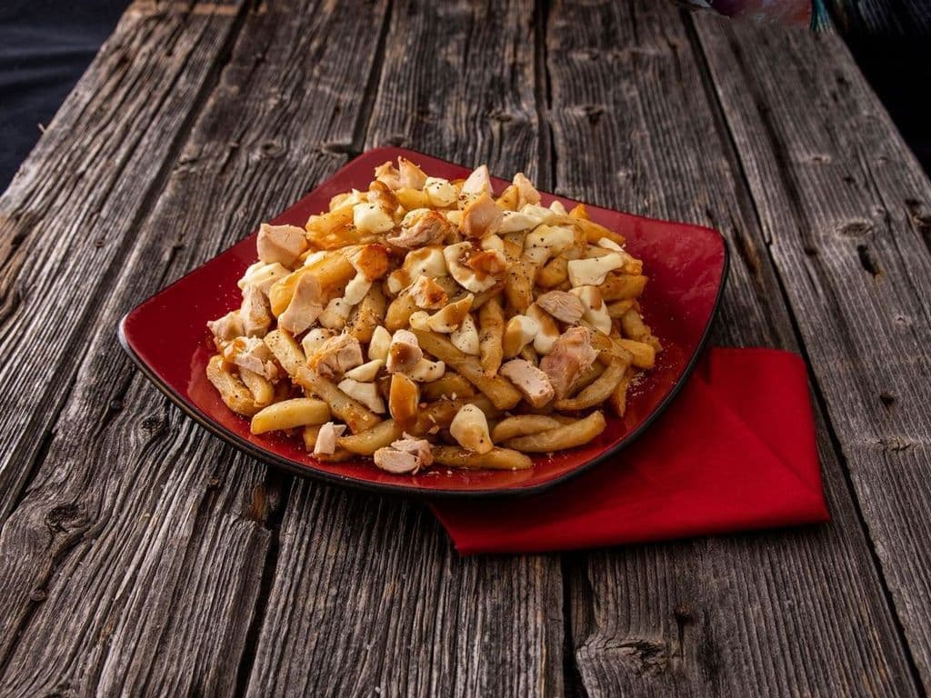 Poutine au Poulet Grande / Large Chicken Poutine