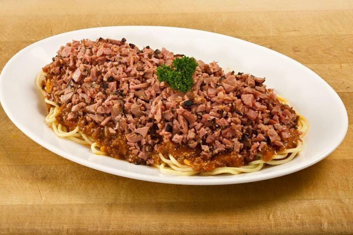 Spaghetti avec viande fumée / Spaghetti with Smoked Meat