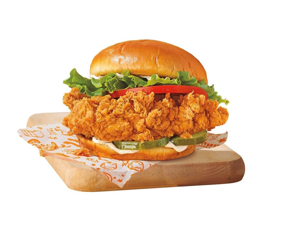 Classic Deluxe Chicken Sandwich
