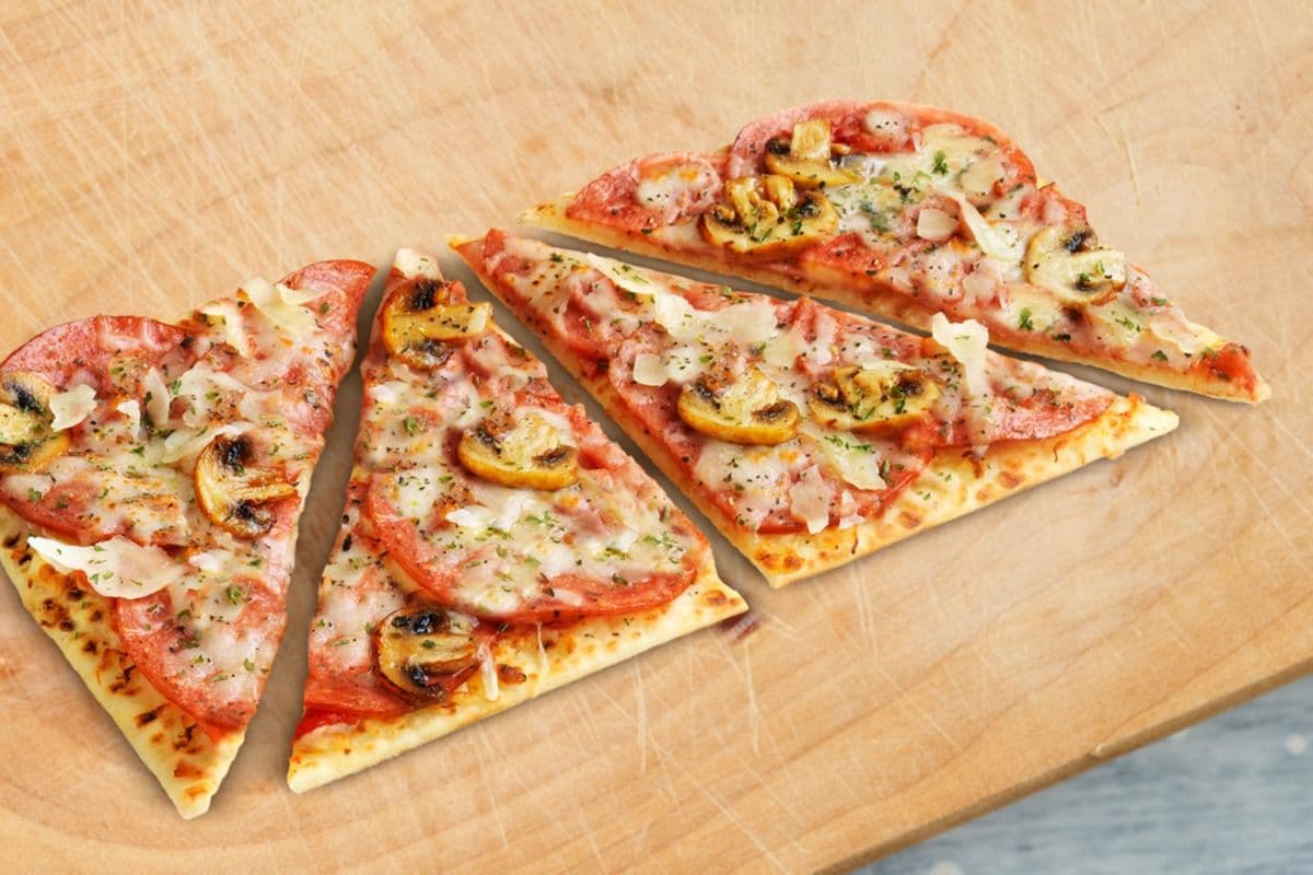 Big Pepperoni Flatbread Pizza