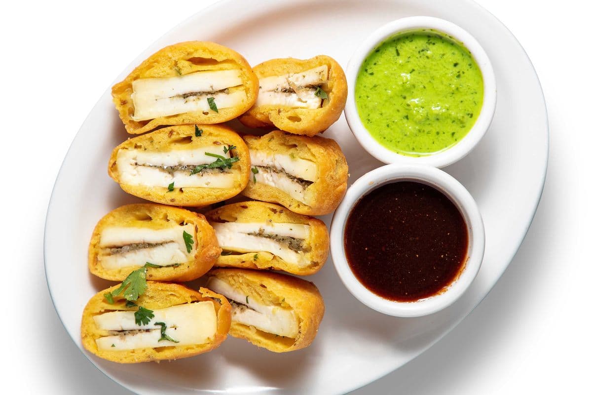 Paneer Pakora (6 mcx) / (6 pcs)