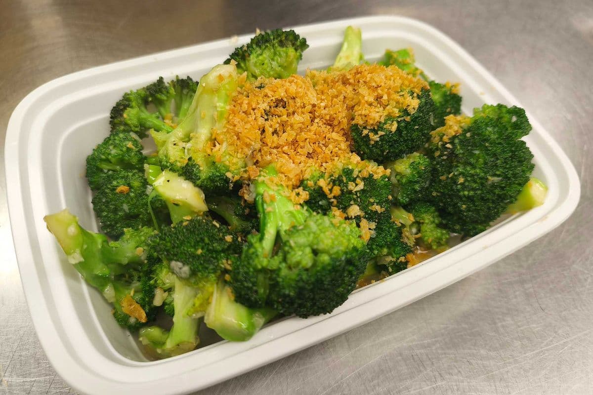175. Stir Fry Broccoli with Garlic