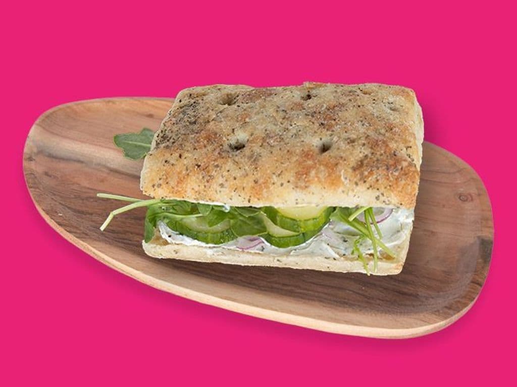 CUKES & CREAM SANDWICH