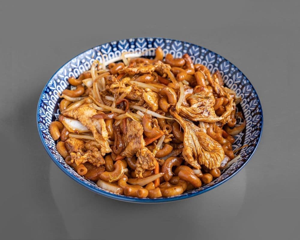 Macaroni au poulet / 鸡女