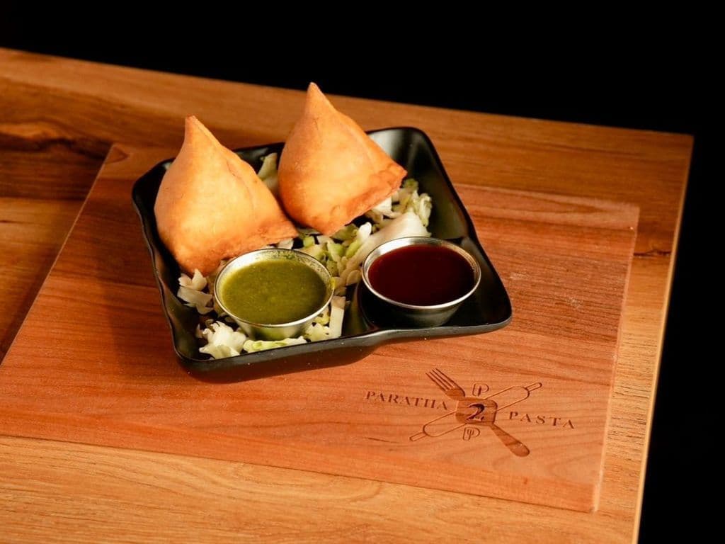 2 SAMOSAS