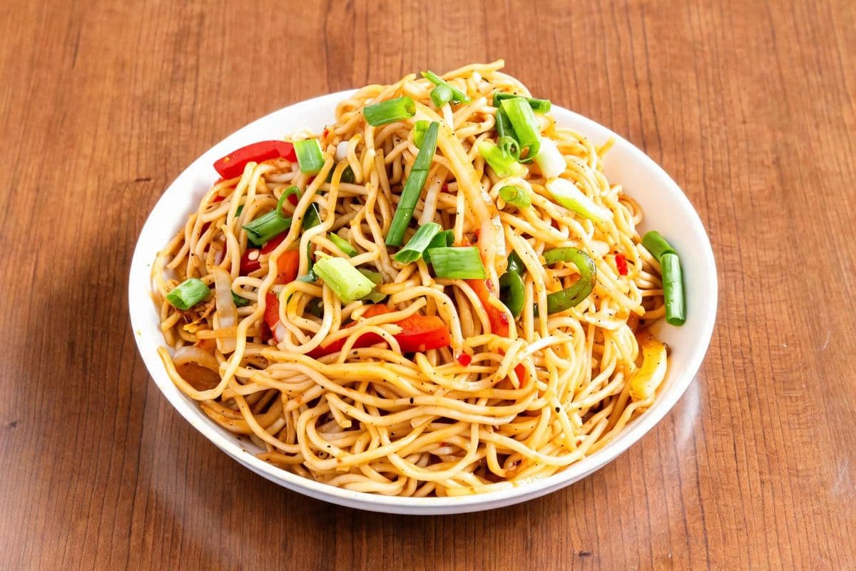 HAKKA PRAWN NOODLES