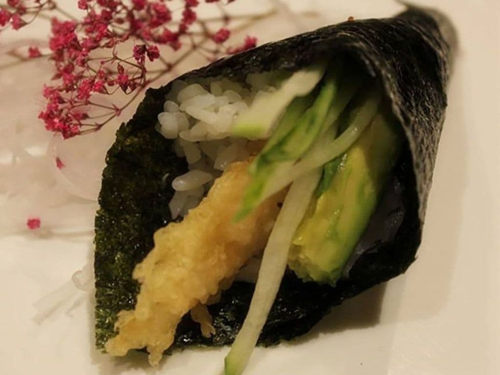 Dynamite Hand Roll