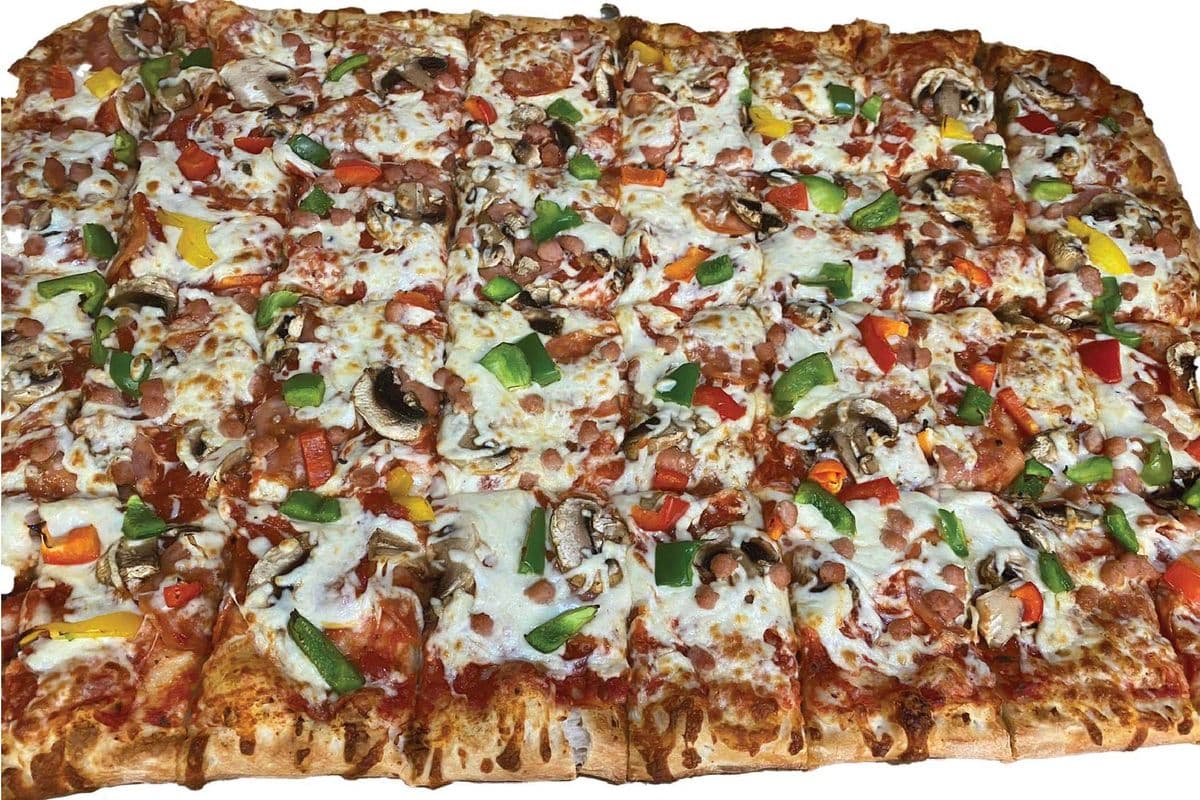 One King Pizza, Three Toppings