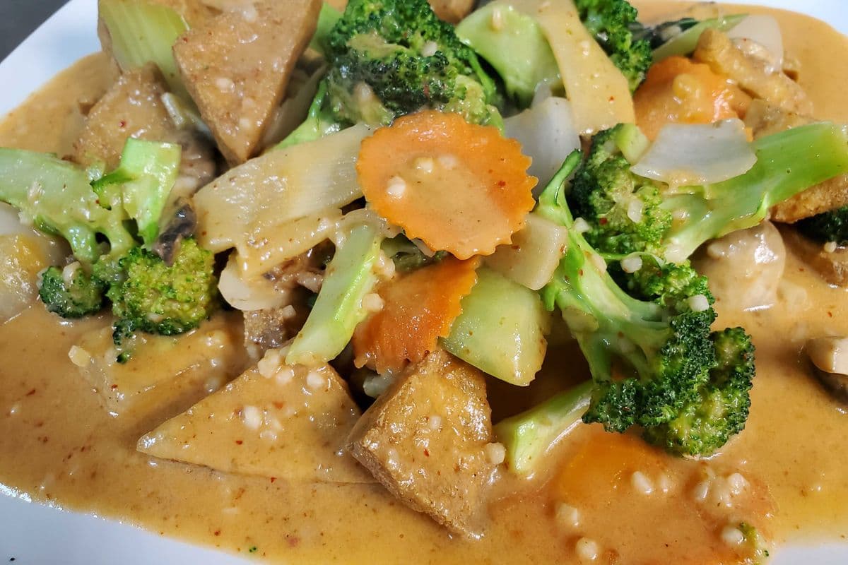 117. Vegetarian Curry with Tofu and Vegetable (Mild) (Vegan Available)